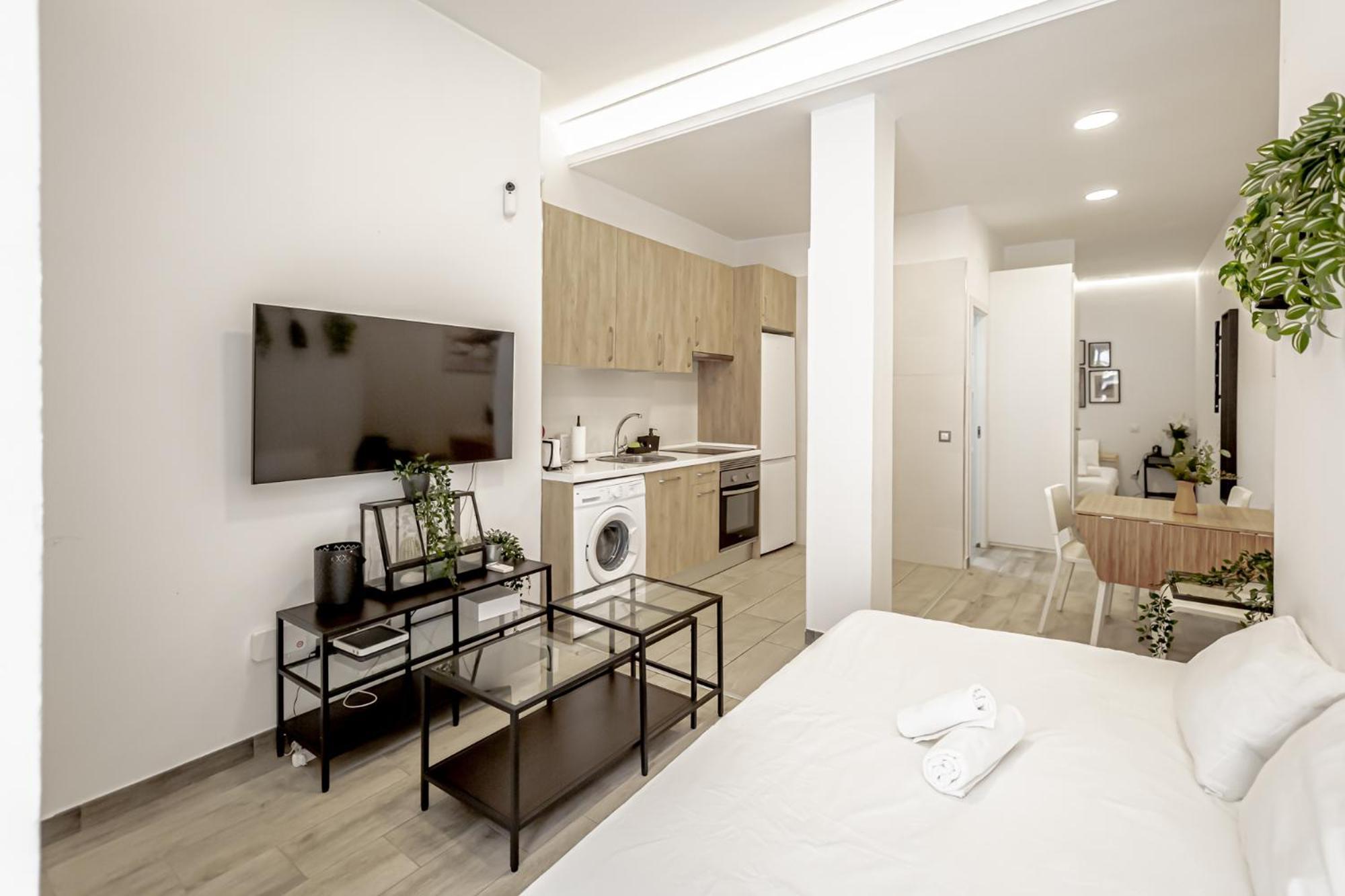 Apartamentos Tetuan Madrid Exterior photo